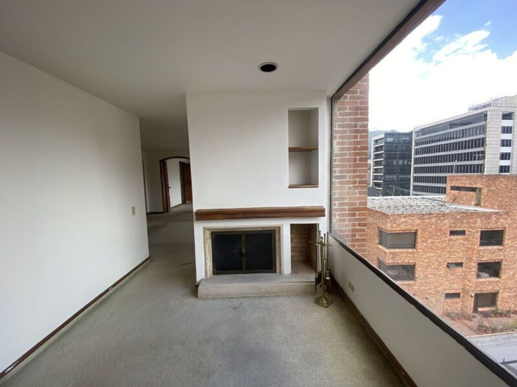 Apartamento de 3 alcobas en venta en Chico Norte Et. Iii, Bogotá, 167 m² · foto 5 de 20