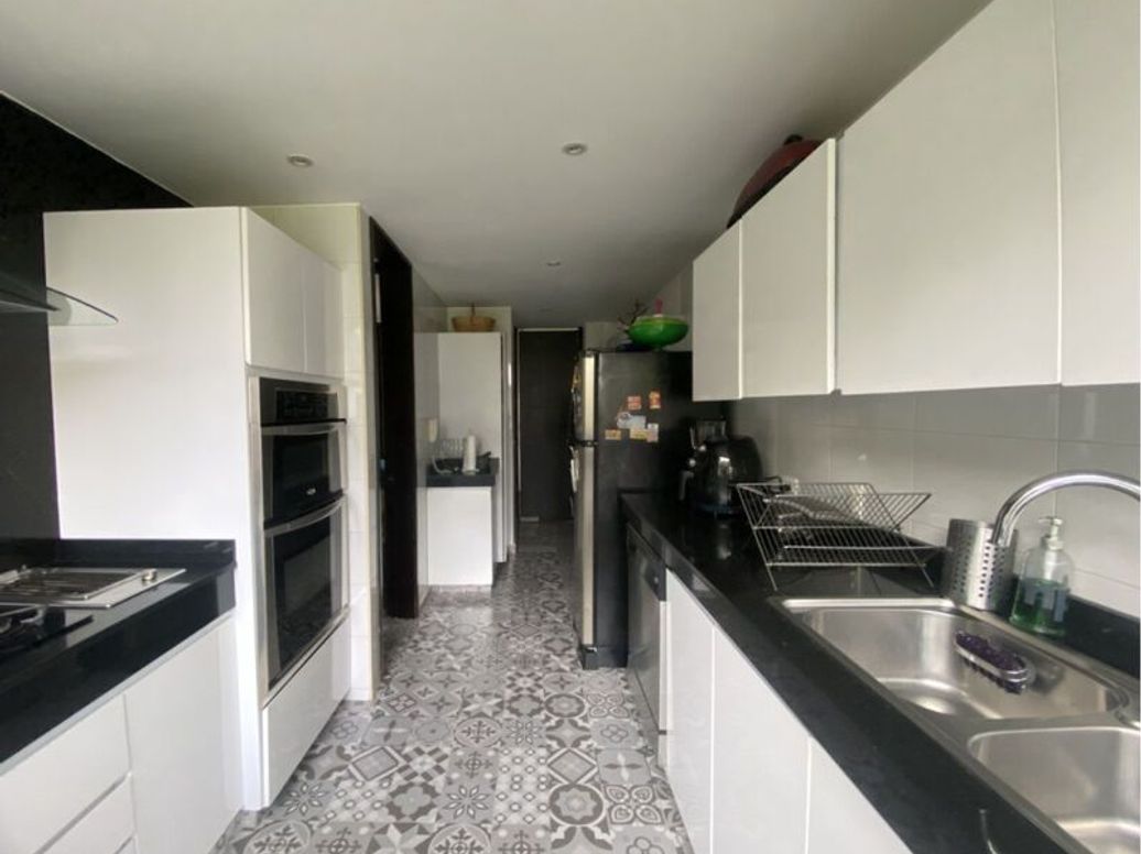 Apartamento de 3 alcobas en venta en Club De Los Lagartos, Bogotá, 167 m² · foto 11 de 20