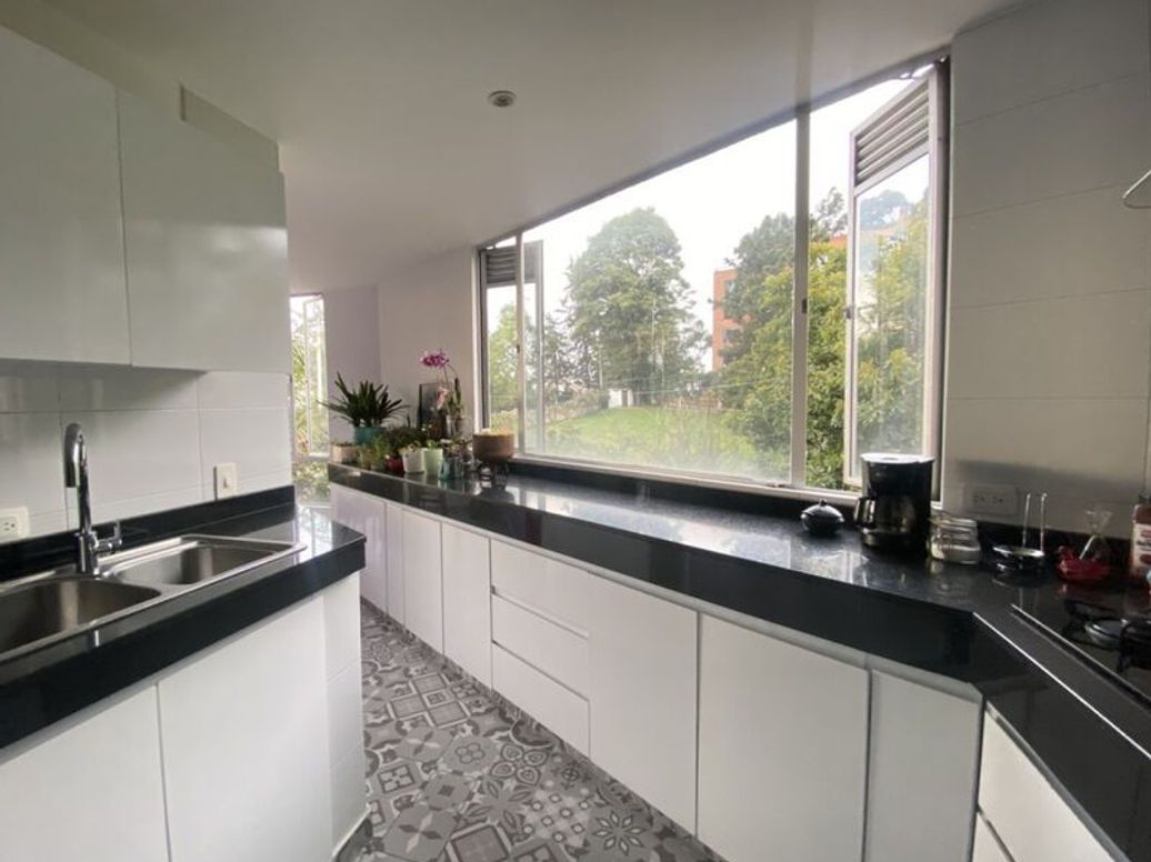 Apartamento de 3 alcobas en venta en Club De Los Lagartos, Bogotá, 167 m² · foto 9 de 20