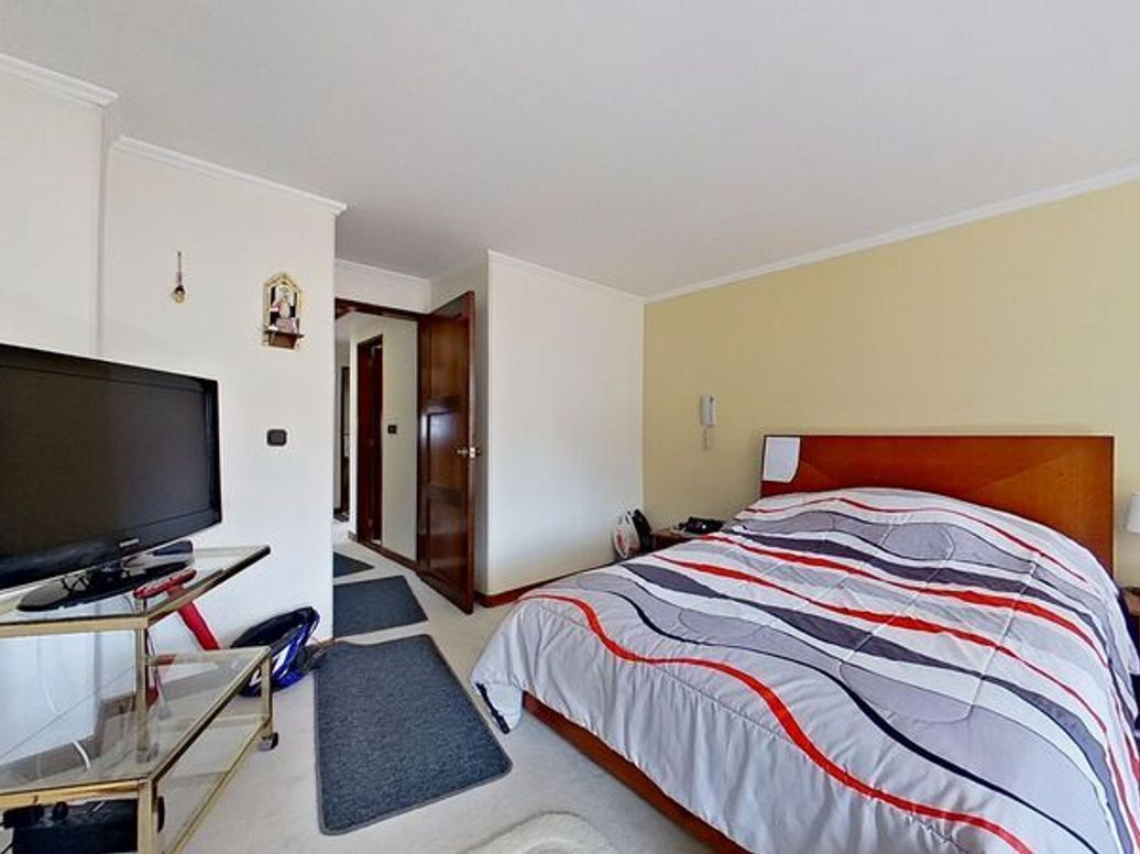 Apartamento de 3 alcobas en venta en Santa Barbara Central, Bogotá, 218 m² · foto 19 de 20