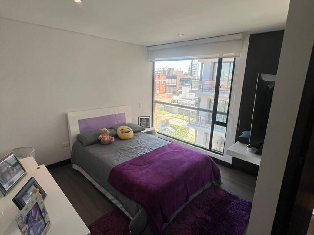 Apartamento de 3 alcobas en venta en San Patricio, Bogotá, 135 m² · foto 9 de 20
