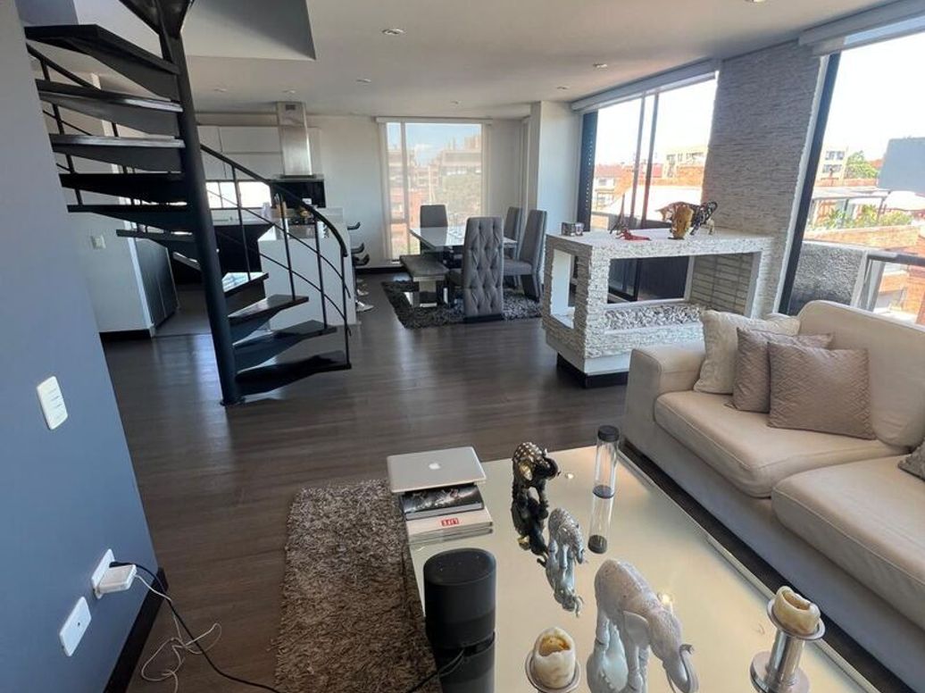 Apartamento de 3 alcobas en venta en San Patricio, Bogotá, 135 m² · foto 15 de 20