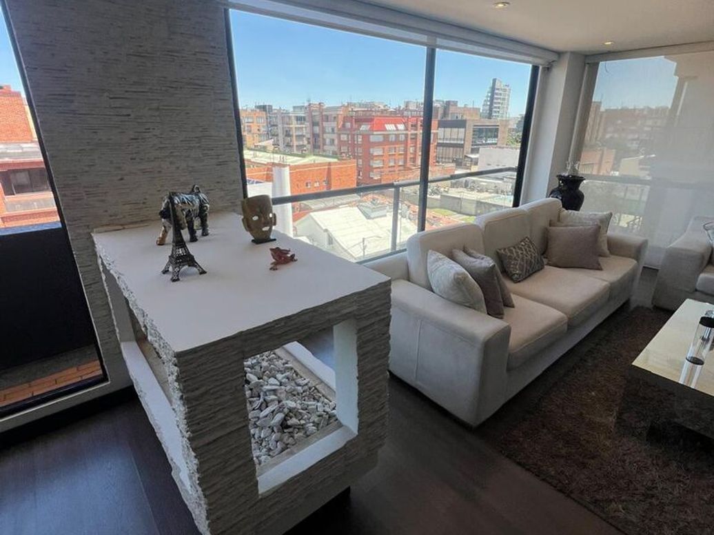 Apartamento de 3 alcobas en venta en San Patricio, Bogotá, 135 m² · foto 6 de 20