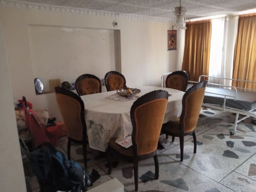 Casa de 5 alcobas en venta en La Estrada, Bogotá, 280 m² · foto 8 de 18