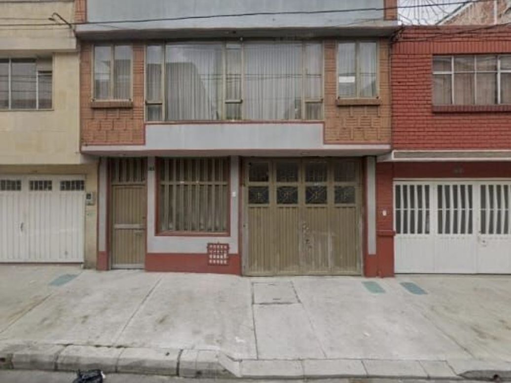 Casa de 5 alcobas en venta en La Estrada, Bogotá, 280 m² · foto 5 de 18