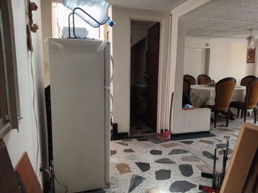 Casa de 5 alcobas en venta en La Estrada, Bogotá, 280 m² · foto 9 de 18