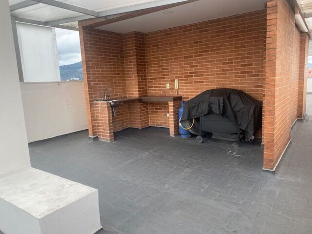 Apartaestudio en venta en El Batan, Bogotá, 42 m² · foto 17 de 20