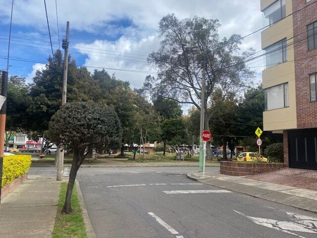 Apartaestudio en venta en El Batan, Bogotá, 42 m² · foto 6 de 20