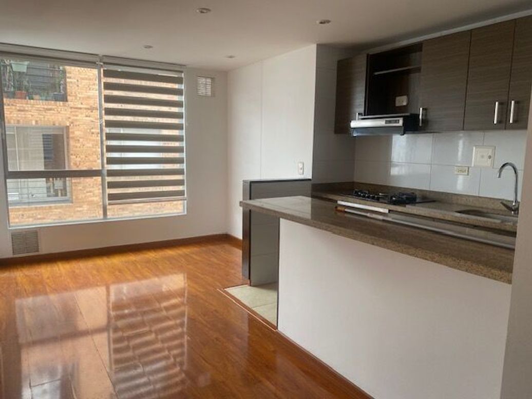 Apartaestudio en venta en El Batan, Bogotá, 42 m² · foto 8 de 20