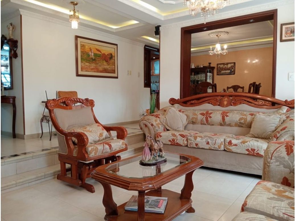 Casa de 4 alcobas en venta en Usaquén, Bogotá, 274 m² · foto 4 de 20