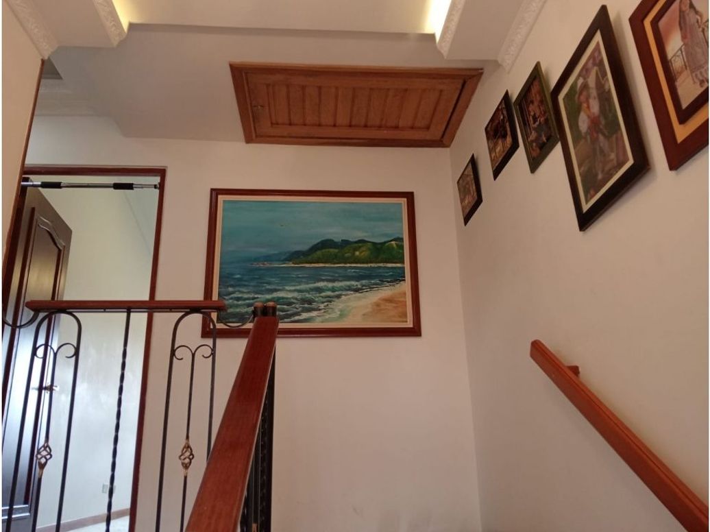 Casa de 4 alcobas en venta en Usaquén, Bogotá, 274 m² · foto 10 de 20