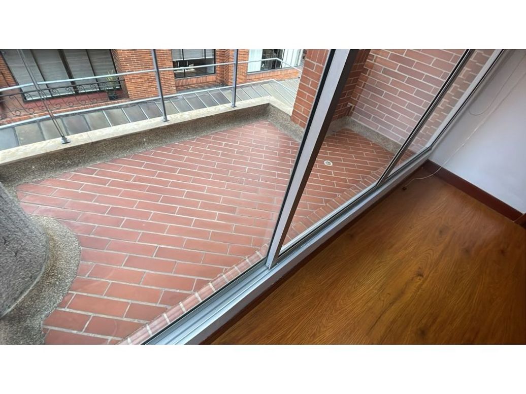 Apartamento de 2 alcobas en venta en Chicó Navarra, Bogotá, 86 m² · foto 13 de 20