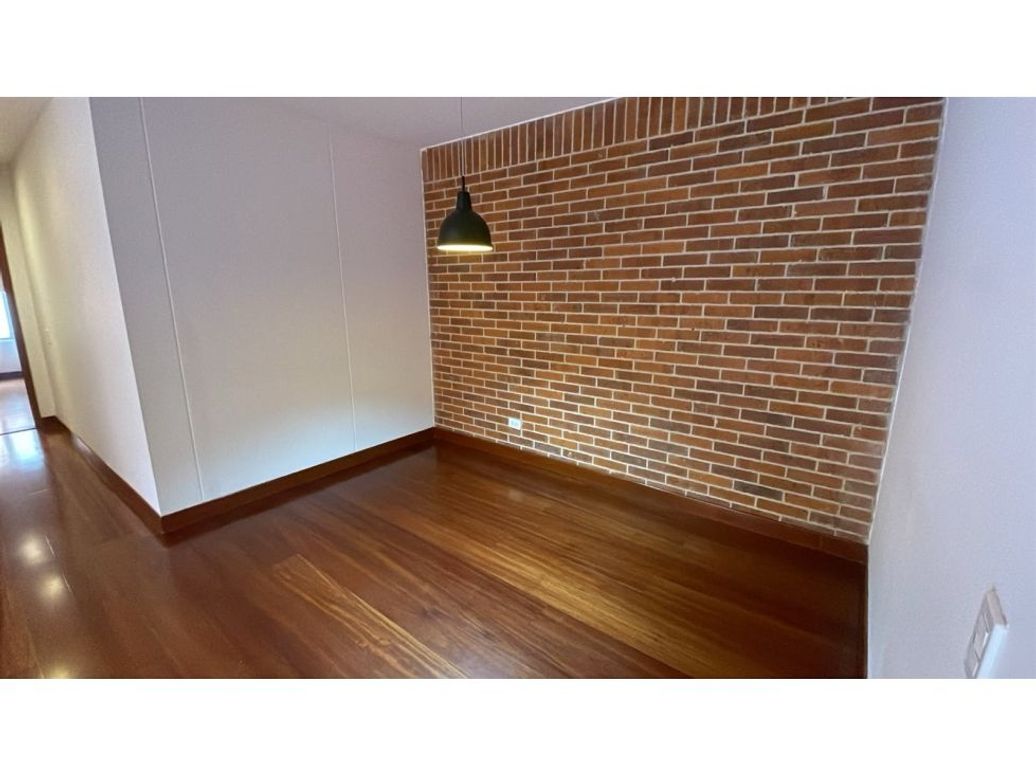 Apartamento de 2 alcobas en venta en Chicó Navarra, Bogotá, 86 m² · foto 4 de 20
