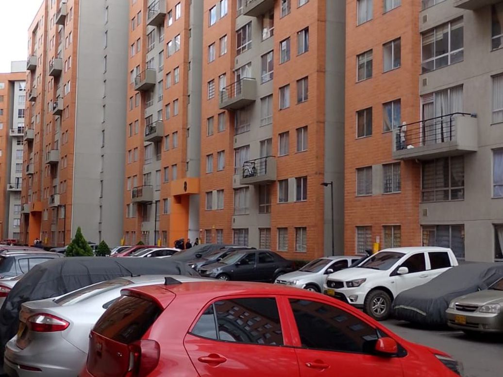 Apartamento de 2 alcobas en venta en Parque Central Tintal I Y Ii, Bogotá, 42 m² · foto 3 de 12