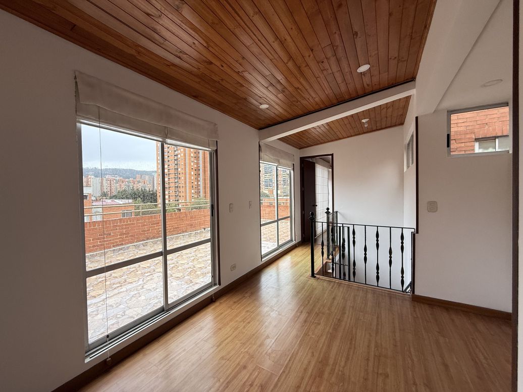 Apartamento de 3 alcobas en venta en San Antonio Nor - Occidental, Bogotá, 129 m² · foto 8 de 20