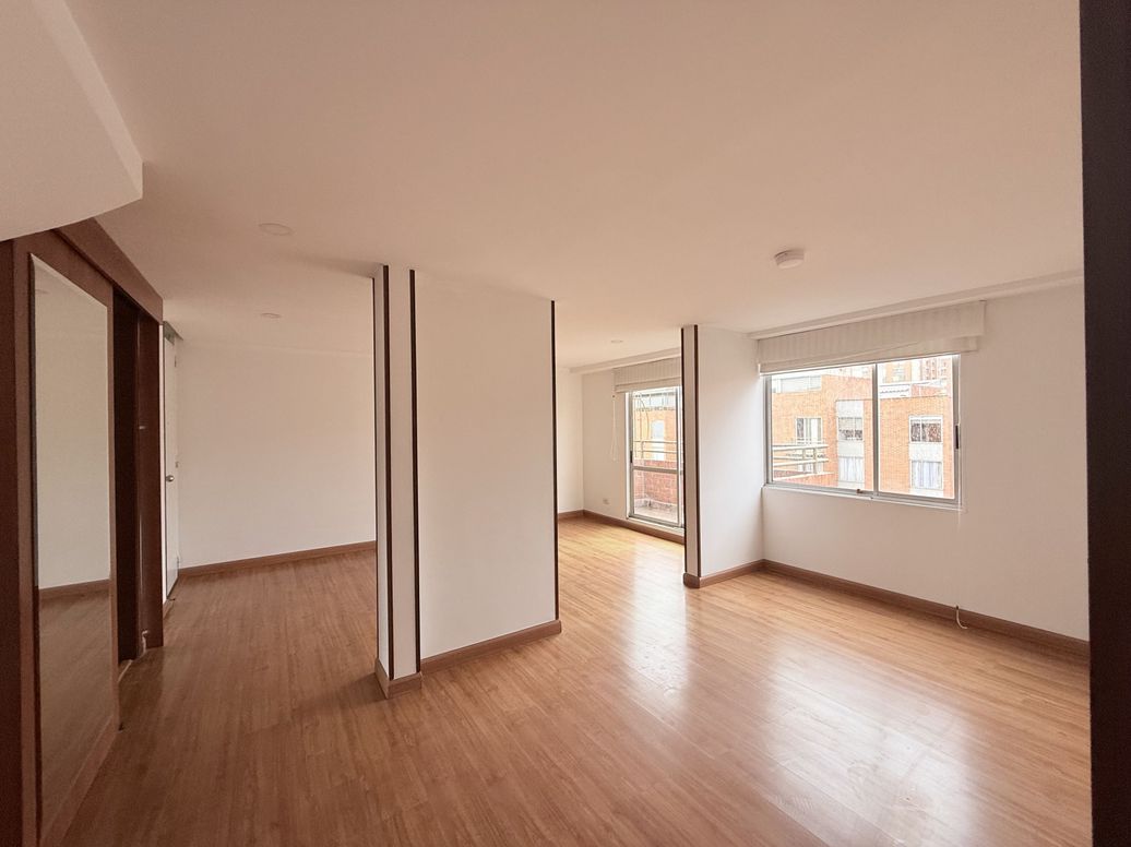 Apartamento de 3 alcobas en venta en San Antonio Nor - Occidental, Bogotá, 129 m² · foto 5 de 20
