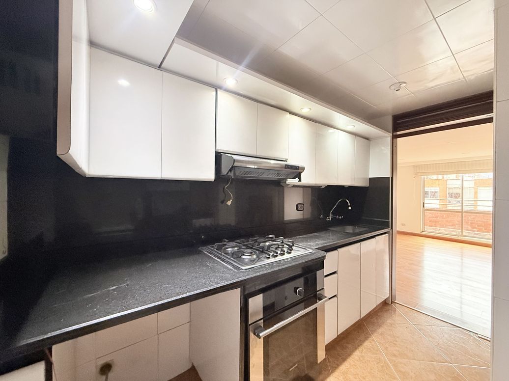 Apartamento de 3 alcobas en venta en San Antonio Nor - Occidental, Bogotá, 129 m² · foto 15 de 20