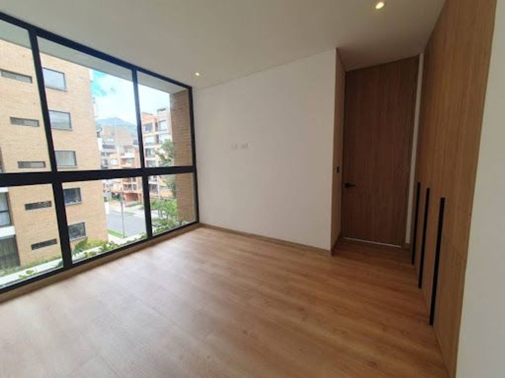 Apartamento de 2 alcobas en venta en Chico Norte Iii, Bogotá, 65 m² · foto 18 de 20