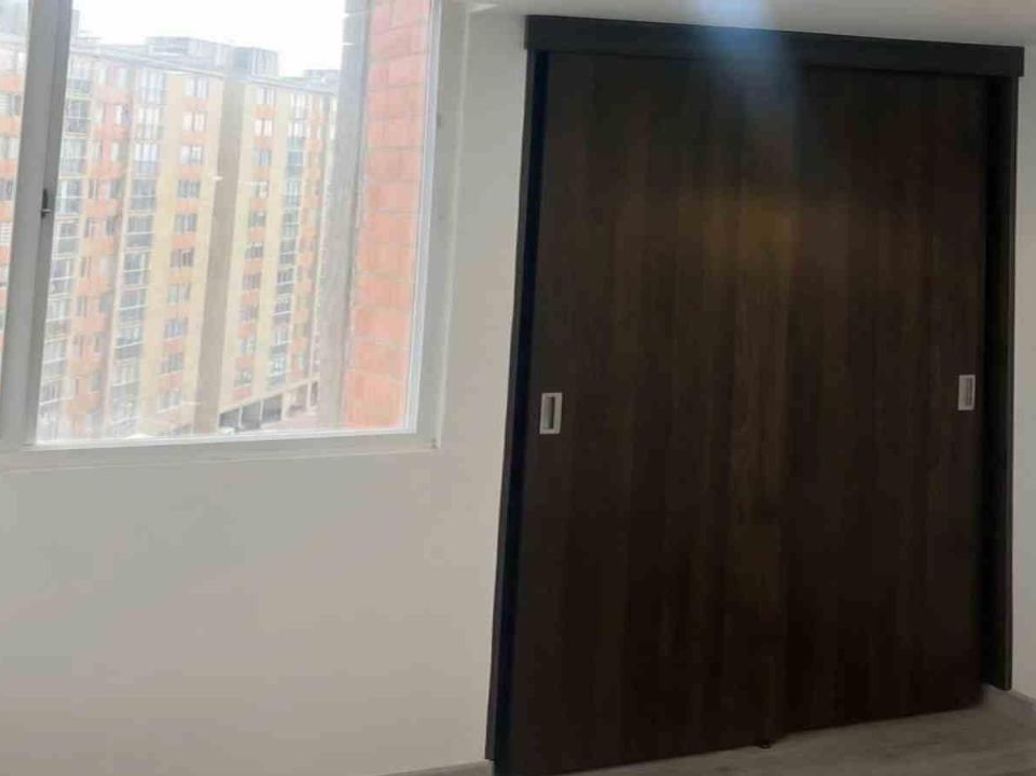 Apartamento de 1 alcoba en venta en Nuevo Techo, Bogotá, 34 m² · foto 3 de 7