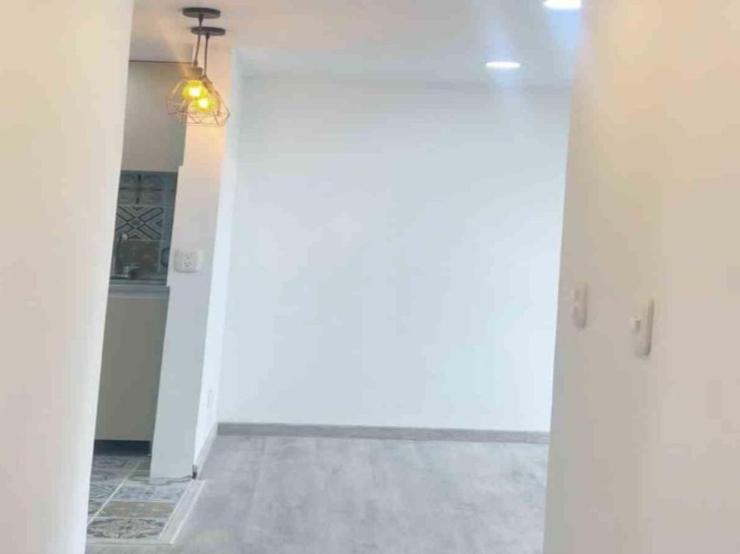 Apartamento de 1 alcoba en venta en Nuevo Techo, Bogotá, 34 m² · foto 2 de 7