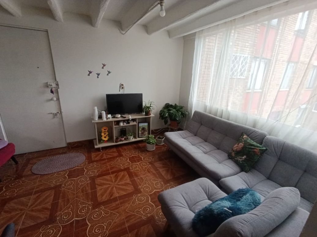 Apartamento de 2 alcobas en venta en Bosque De Kenndy, Bogotá, 48 m² · foto 4 de 18
