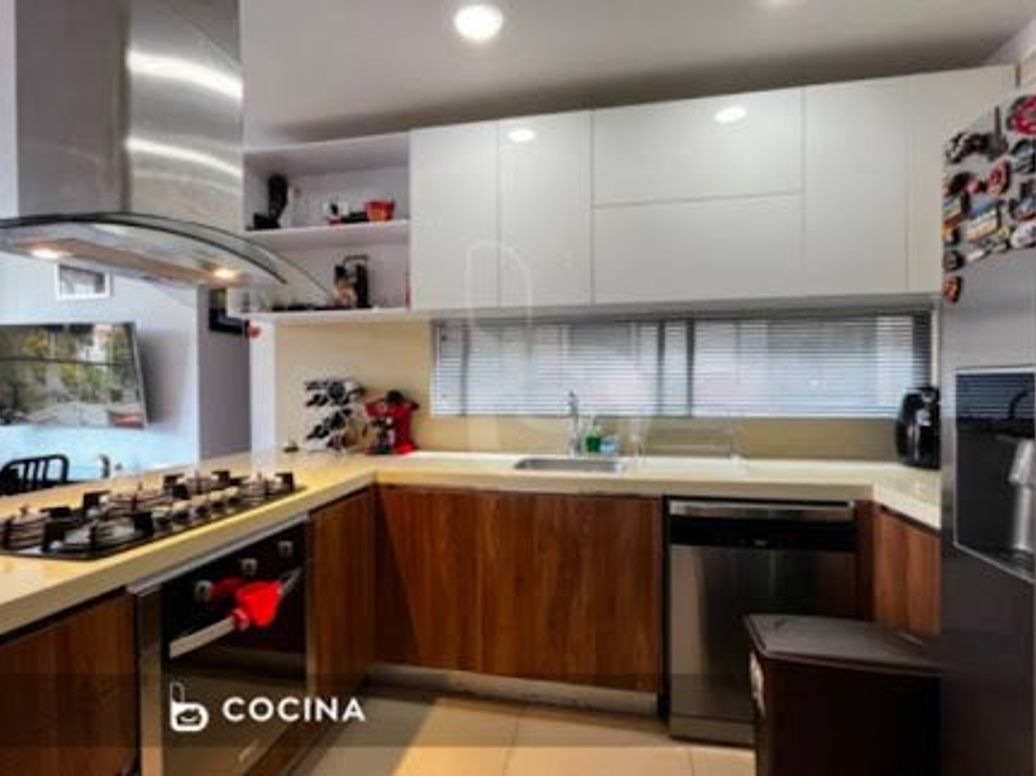 Apartamento de 1 alcoba en venta en Santa Barbara, Bogotá, 64 m² · foto 15 de 16