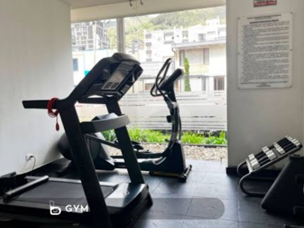 Apartamento de 1 alcoba en venta en Santa Barbara, Bogotá, 64 m² · foto 3 de 16