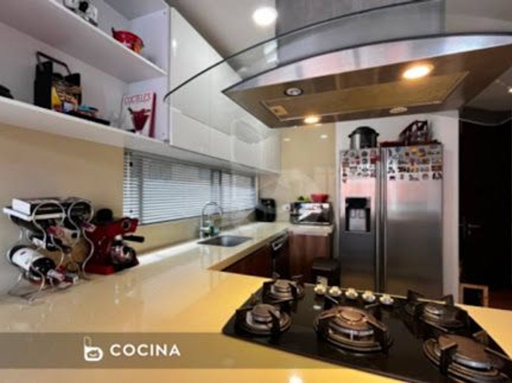 Apartamento de 1 alcoba en venta en Santa Barbara, Bogotá, 64 m² · foto 7 de 16