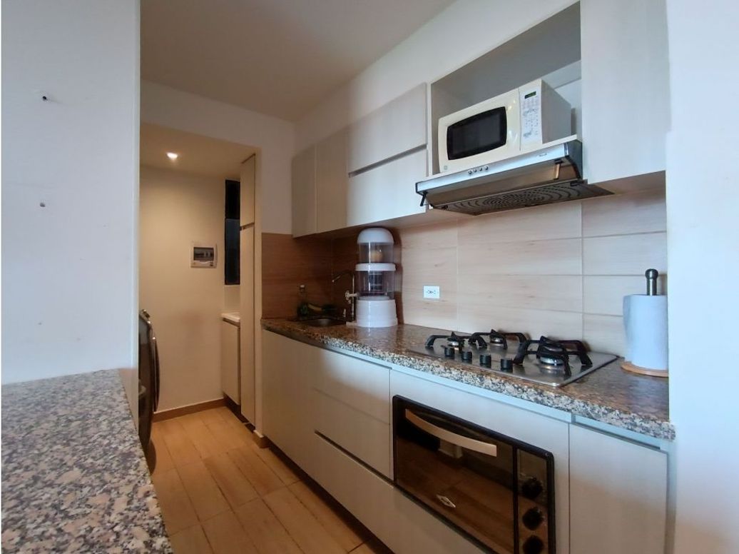 Apartamento de 3 alcobas en venta en La Granja Norte, Bogotá, 70 m² · foto 3 de 20