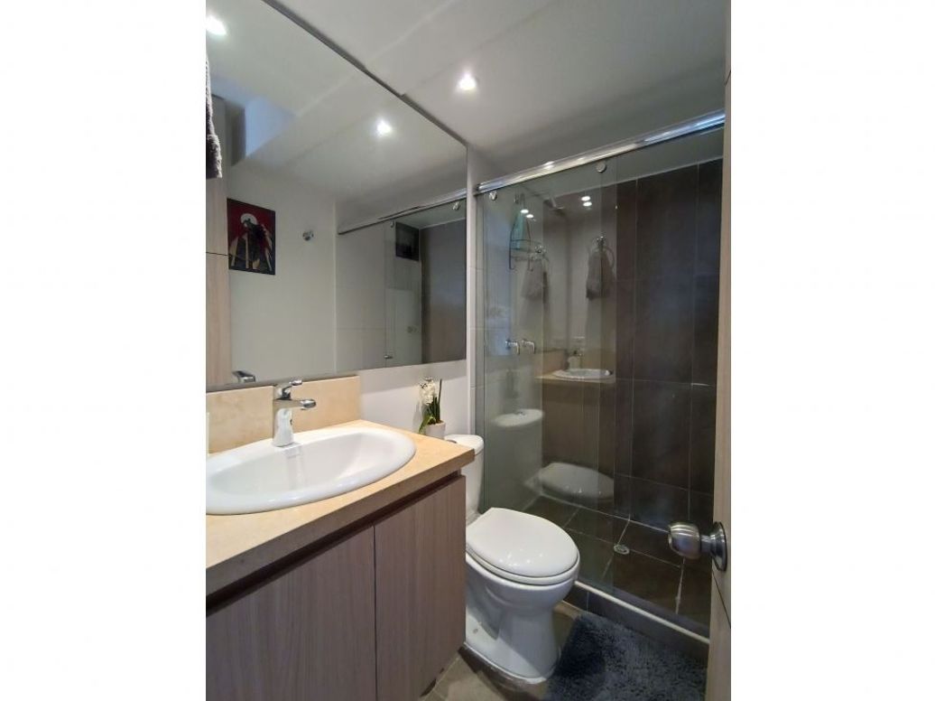 Apartamento de 3 alcobas en venta en La Granja Norte, Bogotá, 70 m² · foto 16 de 20