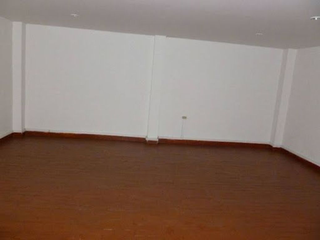 Casa de 5 alcobas en venta en Nuevo Kennedy, Bogotá, 367 m² · foto 16 de 17