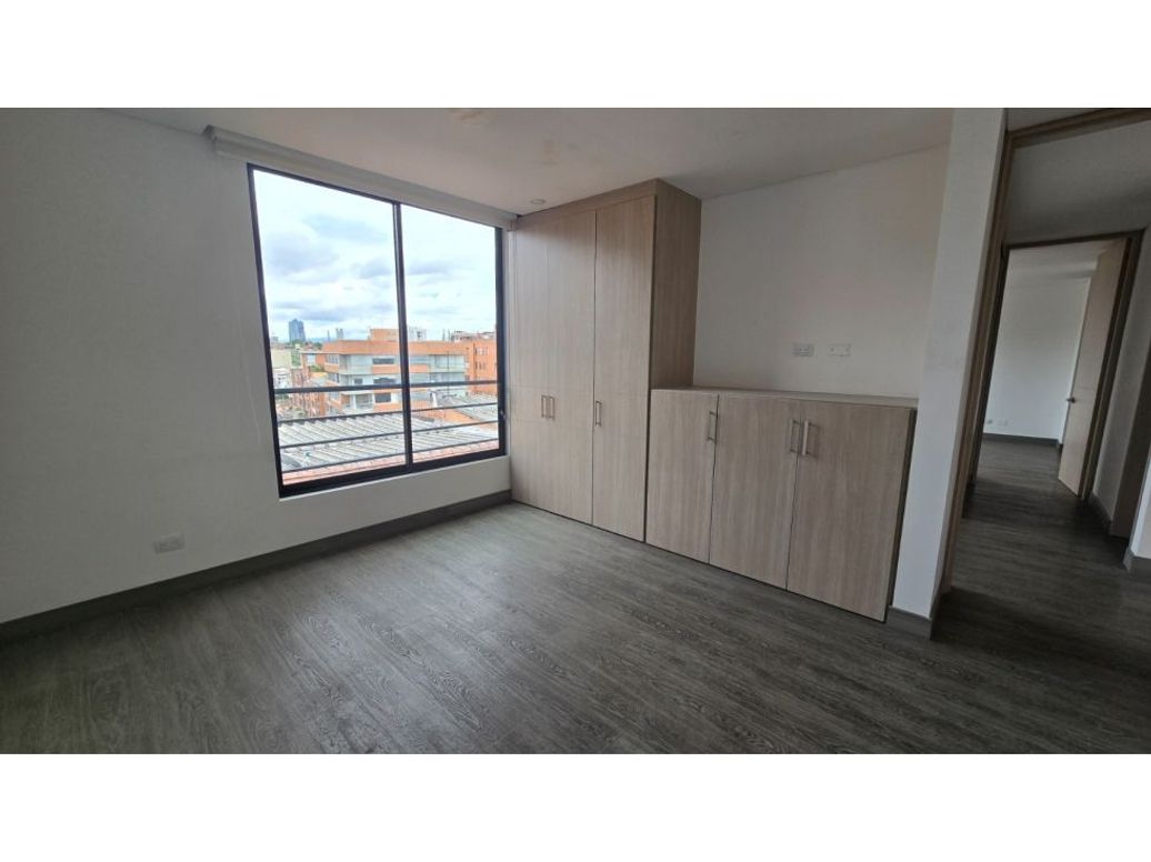 Apartamento de 2 alcobas en venta en Santa Barbara, Bogotá, 123 m² · foto 12 de 15
