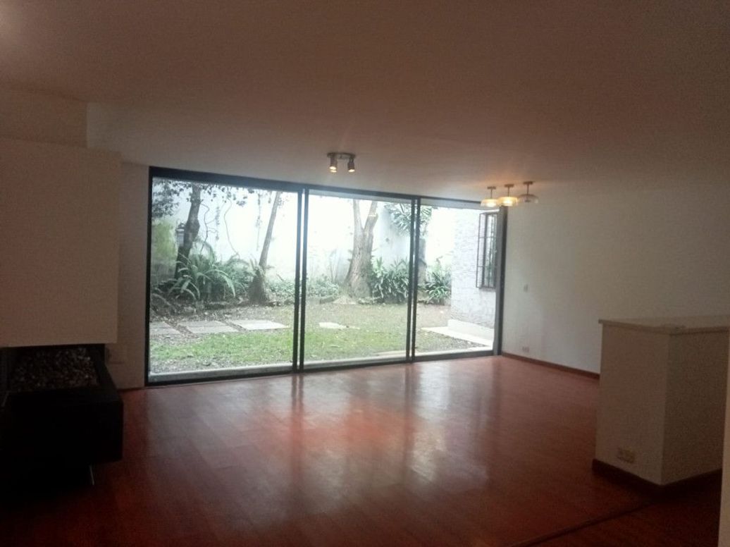 Apartamento de 3 alcobas en venta en La Cabrera, Bogotá, 107 m² · foto 3 de 20