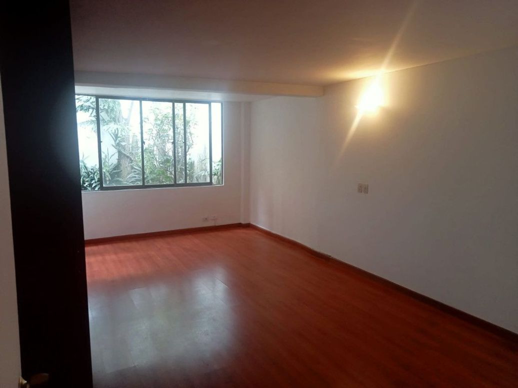 Apartamento de 3 alcobas en venta en La Cabrera, Bogotá, 107 m² · foto 8 de 20