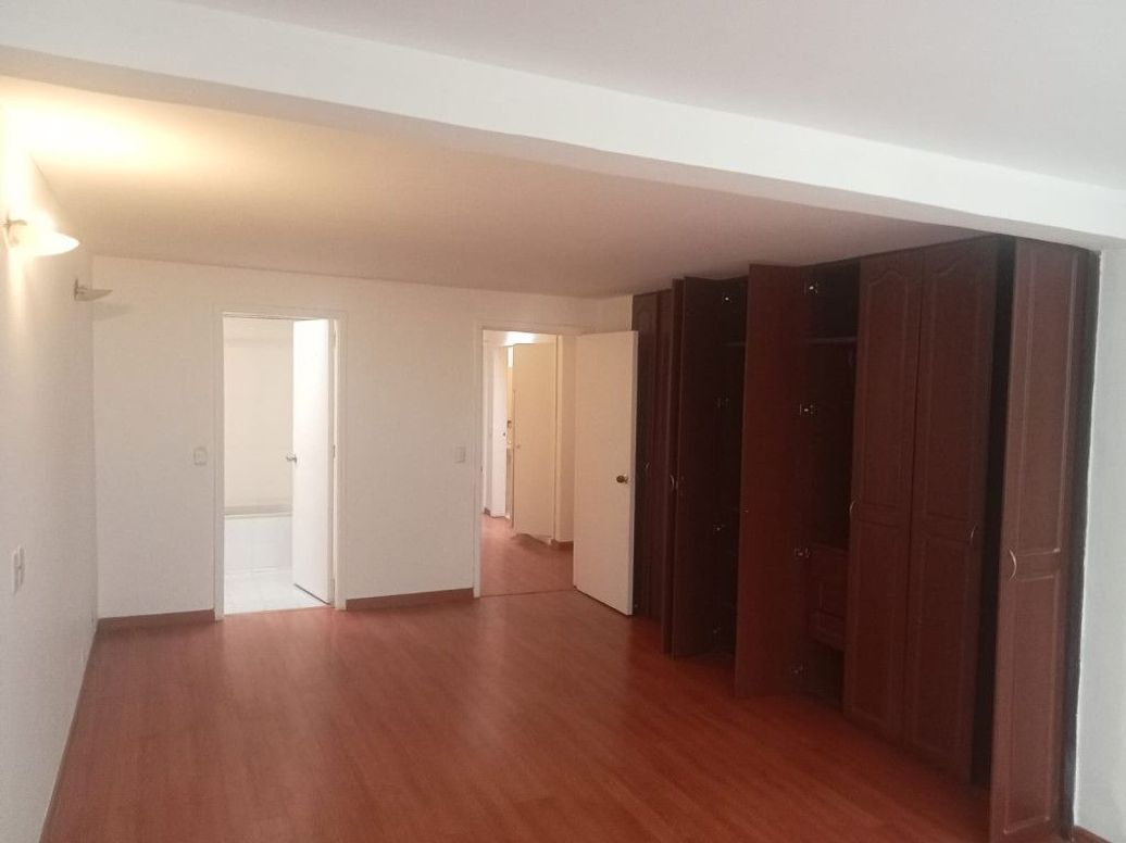 Apartamento de 3 alcobas en venta en La Cabrera, Bogotá, 107 m² · foto 10 de 20