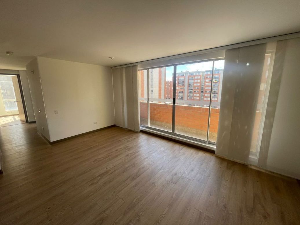 Apartamento de 3 alcobas en venta en El Dorado, Bogotá, 75 m² · foto 2 de 20