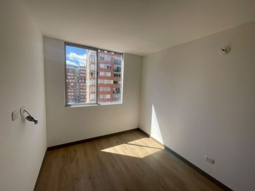 Apartamento de 3 alcobas en venta en El Dorado, Bogotá, 75 m² · foto 11 de 20
