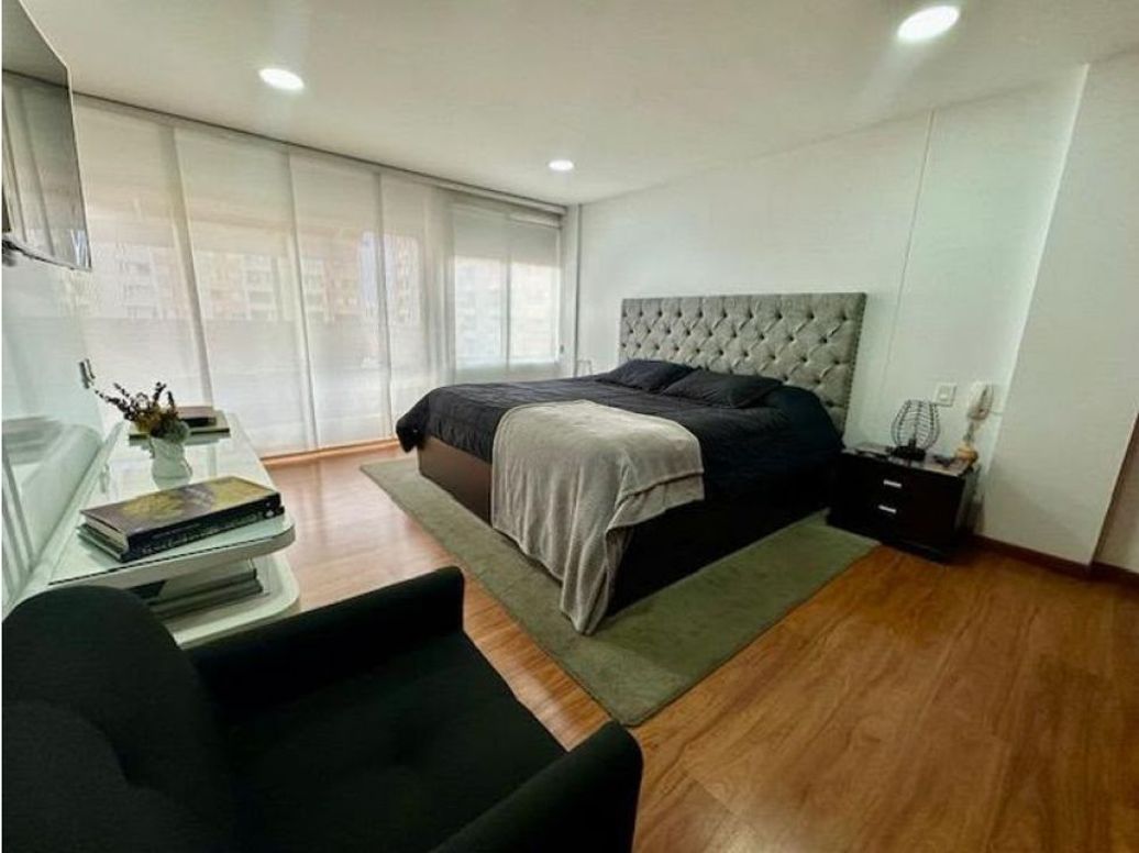 Casa de 4 alcobas en venta en Lago Cordoba, Bogotá, 199 m² · foto 15 de 18