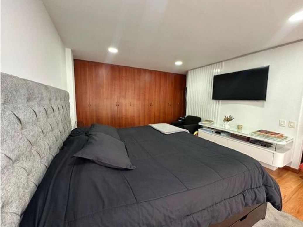 Casa de 4 alcobas en venta en Lago Cordoba, Bogotá, 199 m² · foto 12 de 18