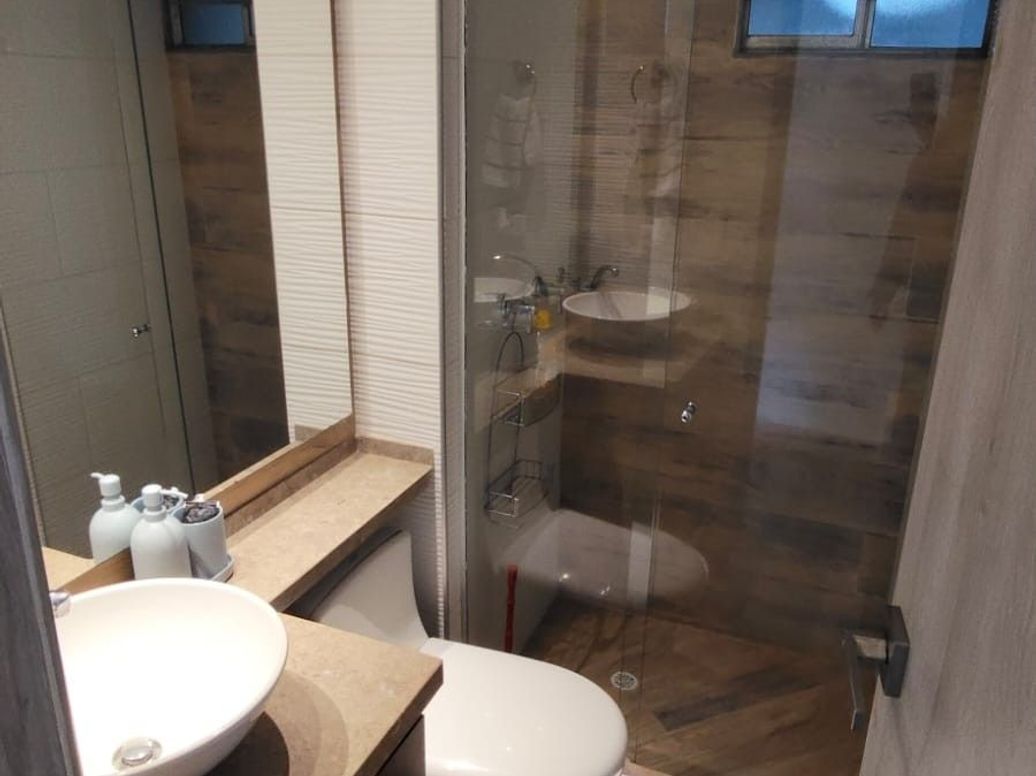 Apartamento de 3 alcobas en venta en Ub. Castilla, Bogotá, 73 m² · foto 10 de 20