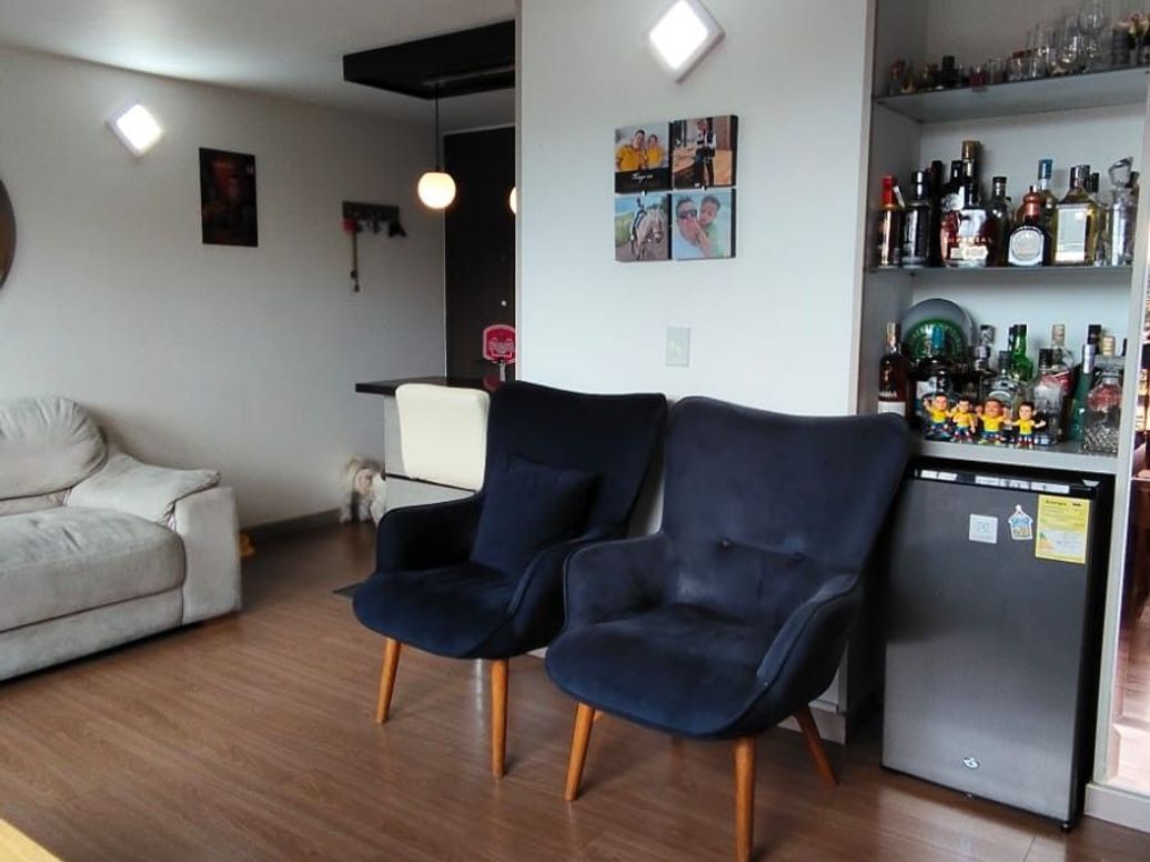 Apartamento de 3 alcobas en venta en Ub. Castilla, Bogotá, 73 m² · foto 7 de 20