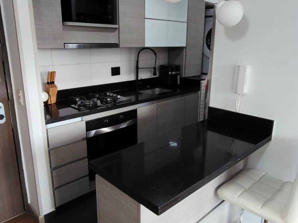 Apartamento de 3 alcobas en venta en Ub. Castilla, Bogotá, 73 m² · foto 2 de 20