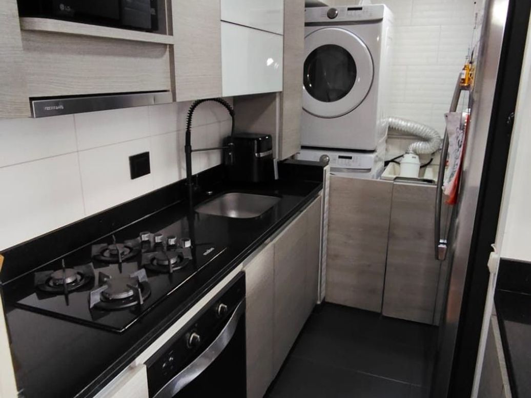 Apartamento de 3 alcobas en venta en Ub. Castilla, Bogotá, 73 m² · foto 3 de 20