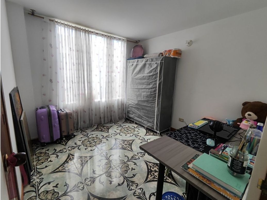 Apartamento de 3 alcobas en venta en Britalia, Bogotá, 64 m² · foto 5 de 19