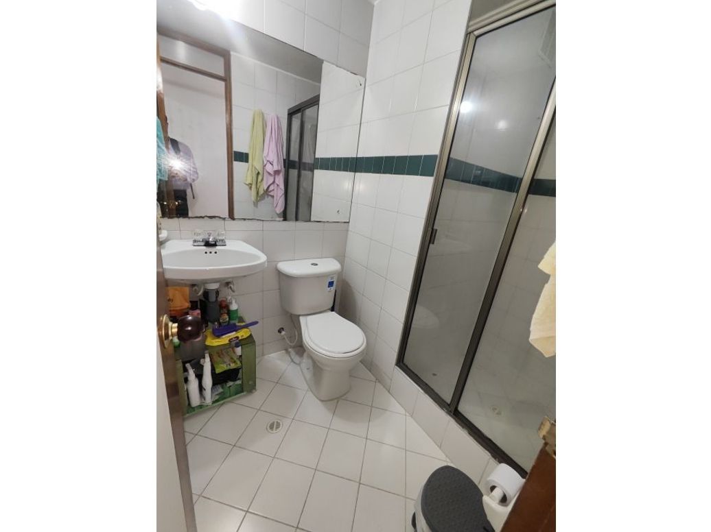 Apartamento de 3 alcobas en venta en Britalia, Bogotá, 64 m² · foto 6 de 19