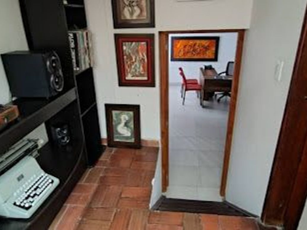 Casa de 4 alcobas en venta en Mónaco, Bogotá, 335 m² · foto 13 de 20