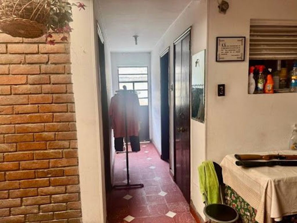 Casa de 6 alcobas en venta en San Felipe, Bogotá, 380 m² · foto 19 de 20