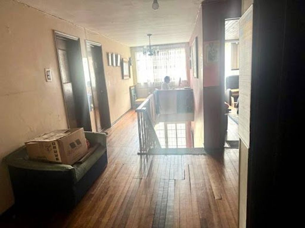 Casa de 6 alcobas en venta en San Felipe, Bogotá, 380 m² · foto 16 de 20
