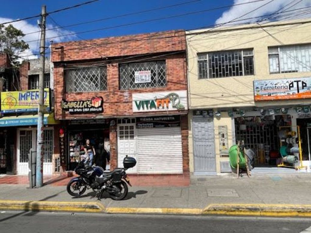 Casa de 5 alcobas en venta en Santa Isabel, Bogotá, 220 m² · foto 3 de 20