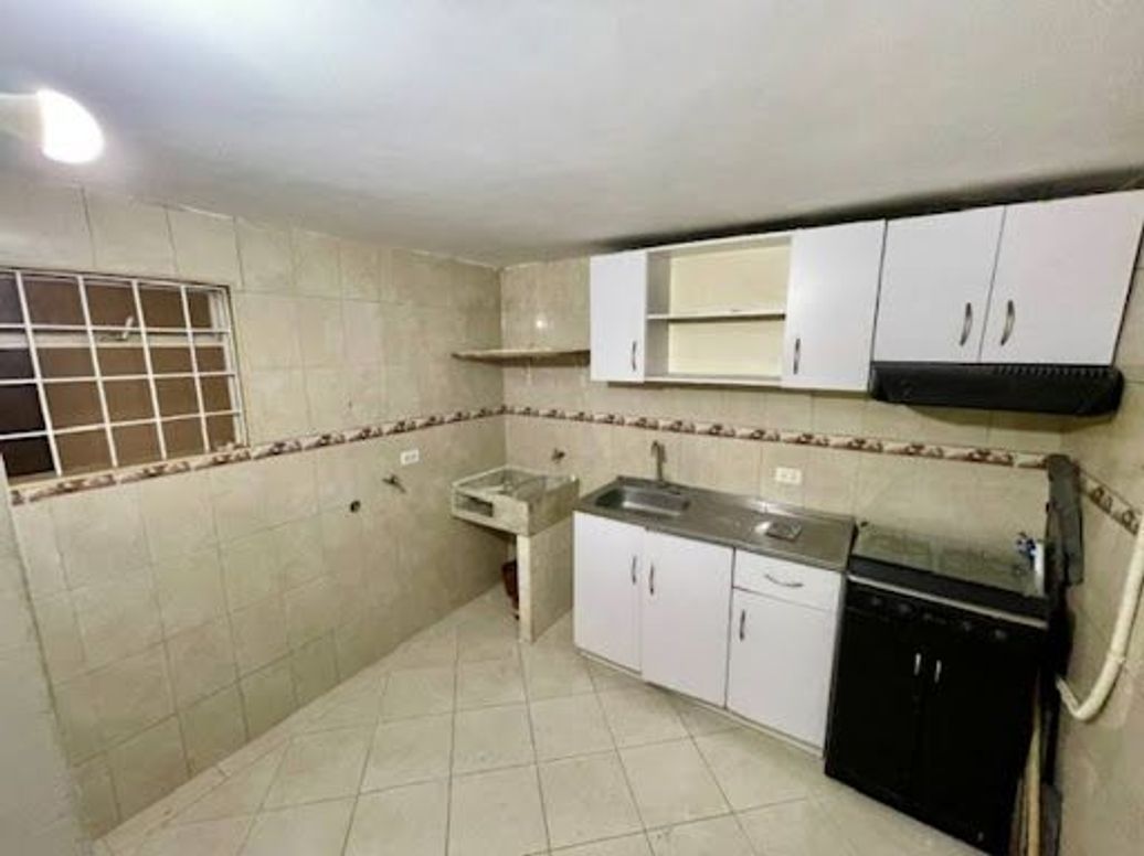 Casa de 5 alcobas en venta en Santa Isabel, Bogotá, 220 m² · foto 18 de 20
